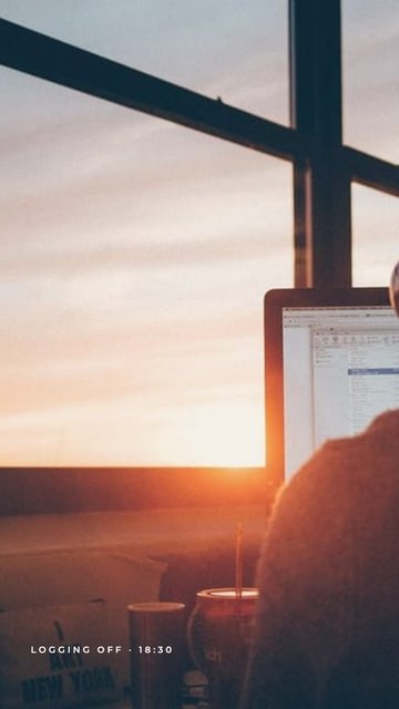 Logging Off – Minimal Instagram story şablonları